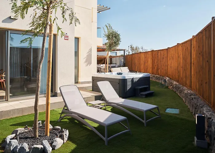 Costera, Mar, Golf Y Muelle Deportivo Chalet *