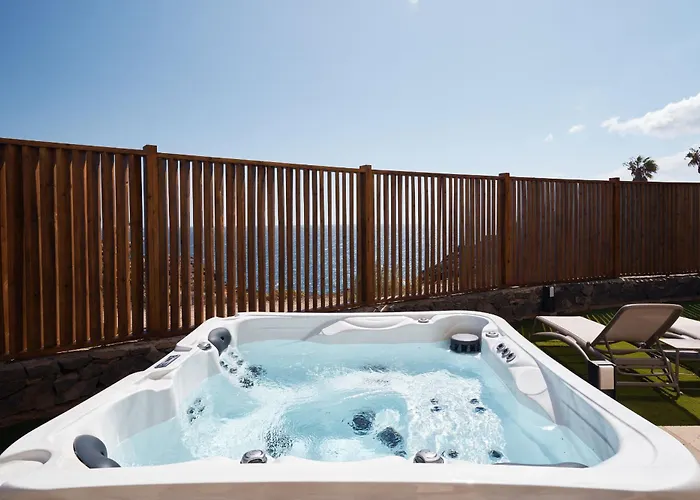 Chalet Costera, Mar, Golf Y Muelle Deportivo