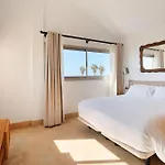 Costera, Mar, Golf Y Muelle Deportivo *