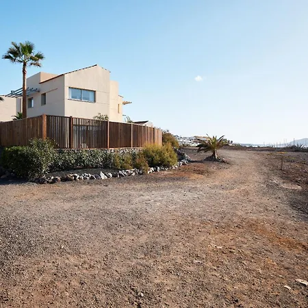 Costera, Mar, Golf Y Muelle Deportivo