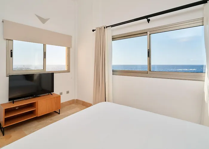 Costera, Mar, Golf Y Muelle Deportivo San Miguel de Abona