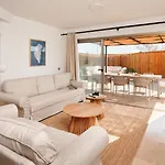 Costera, Mar, Golf Y Muelle Deportivo