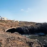 Costera, Mar, Golf Y Muelle Deportivo Шале
