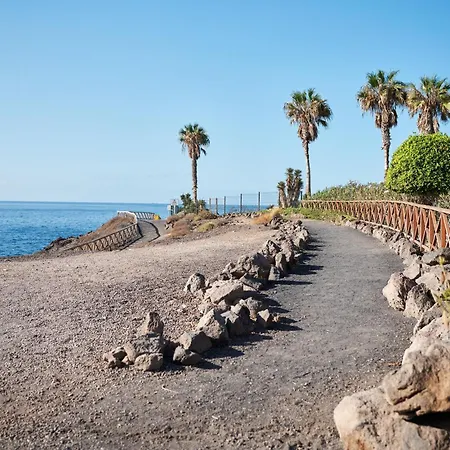 Alpstuga Costera, Mar, Golf Y Muelle Deportivo *